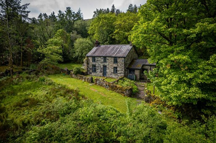 3 Bedroom Detached House For Sale In Bron Hebog, Beddgelert, Gwynedd, LL55