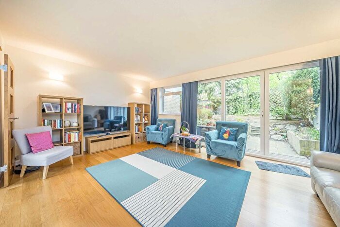 5 Bedroom Terraced House To Rent In Lansdowne Road, Wimbledon, SW20