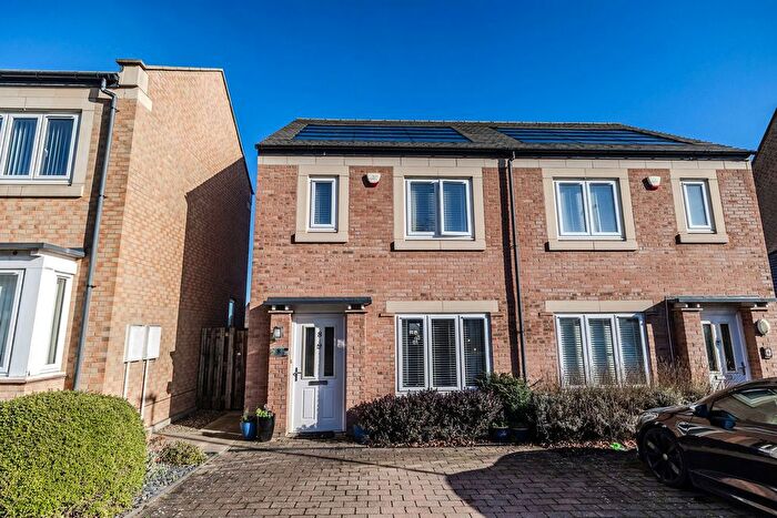 2 Bedroom Semi Detached House For Sale In Beechwood Drive, Prudhoe, NE42