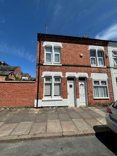 2 Bedroom House To Rent In Oxford Road, Leicester, LE2