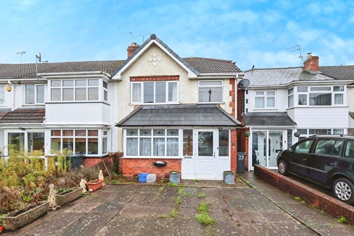 3 Bedroom Semi-Detached House For Sale In Benson Road, Kings Heath, Birmingham, West Midlands, B14