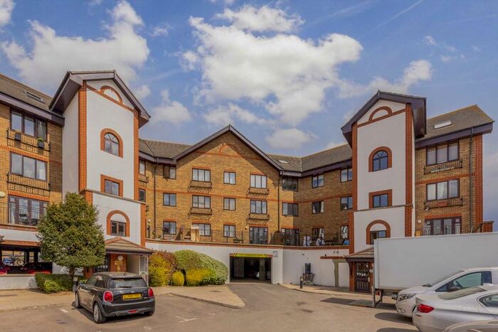 2 Bedroom Flat To Rent In Sopwith Way, Kingston Upon Thames, KT2