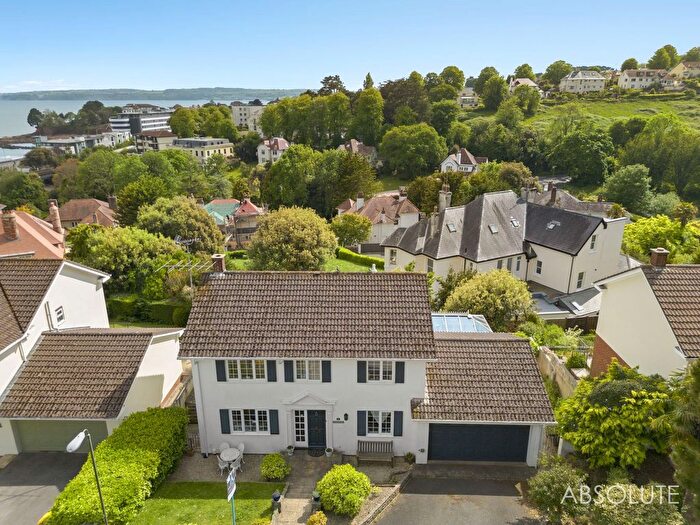 4 Bedroom Detached House For Sale In Monterey Close, Torquay, TQ2