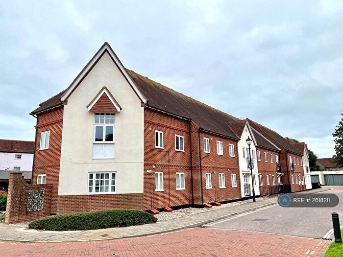 2 Bedroom Flat To Rent In Peter Weston Place, Chichester, PO19