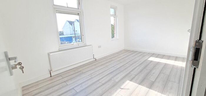 1 Bedroom Flat To Rent In Room To Rent In Hmo, Rayleigh, SS6