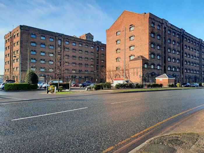 3 Bedroom Apartment For Sale In Dock Road, Birkenhead, CH41