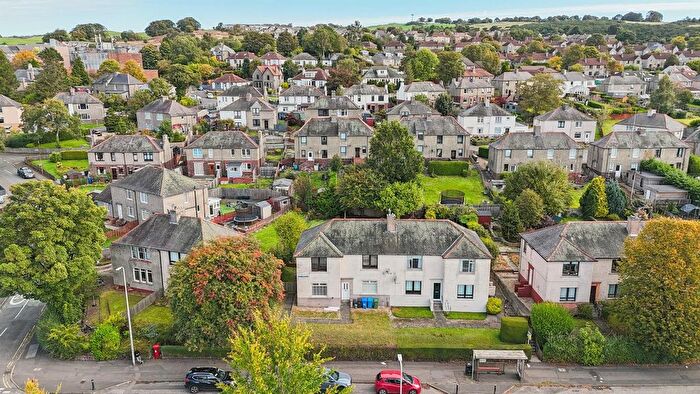 2 Bedroom Flat For Sale In Stuart Terrace, Bathgate, EH48