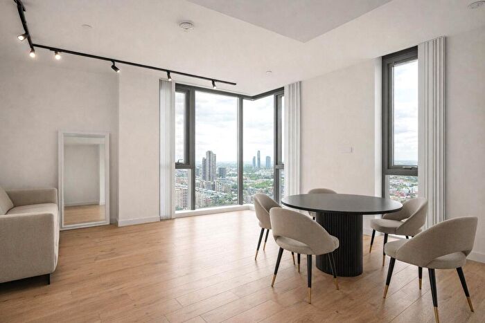2 Bedroom Apartment To Rent In Bollinder Place, London, EC1V