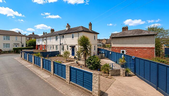 2 Bedroom Town House For Sale In Pratt Lane, Shipley, BD18
