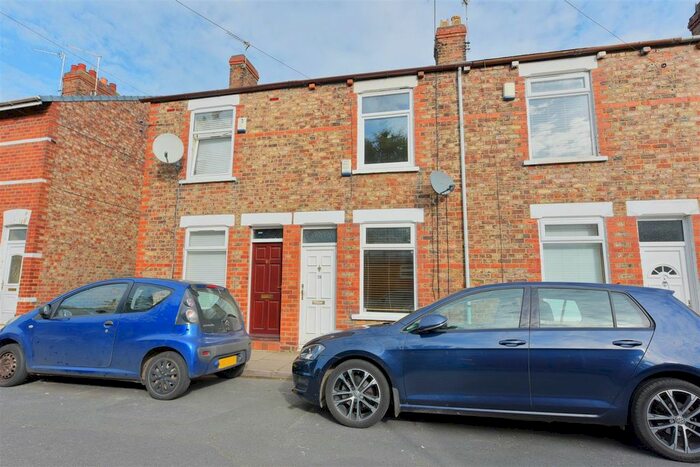 2 Bedroom Terraced House To Rent In Kitchener Street, York, YO31