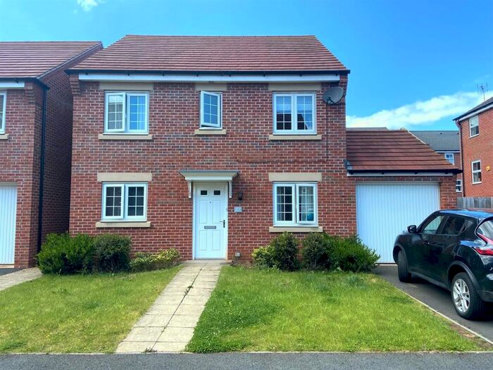 4 Bedroom Detached House To Rent In Sorrel DriveKirkby-In-AshfieldNottinghamNottinghamshire, NG17