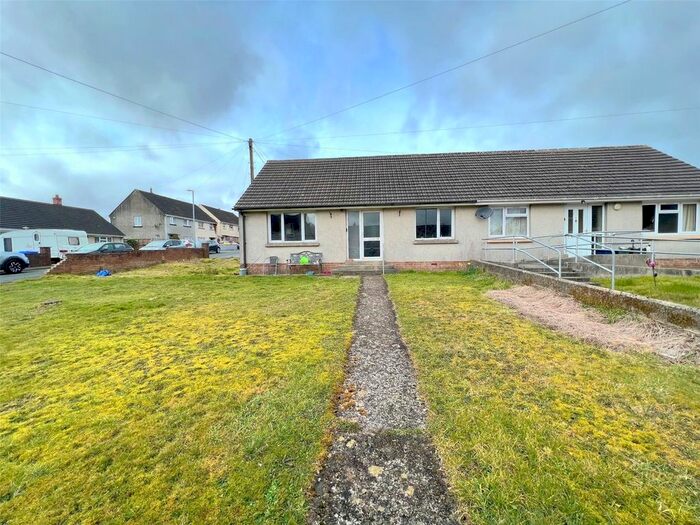 3 Bedroom Bungalow For Sale In Moorfield Avenue, Clarbeston Road, SA63