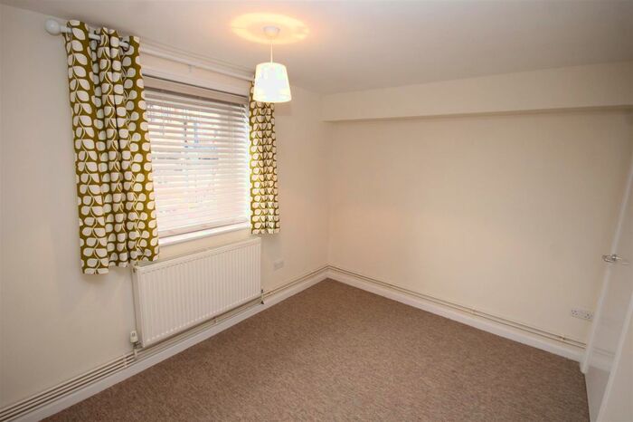 3 Bedroom Flat To Rent In Upton Road, Norwich, NR4