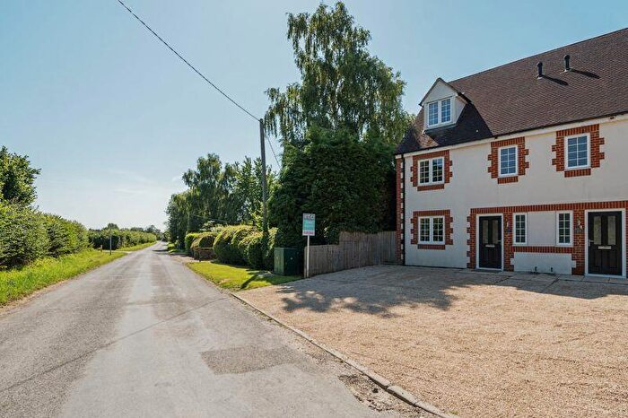 4 Bedroom Detached House For Sale In Hinton Road, Abingdon, OX13