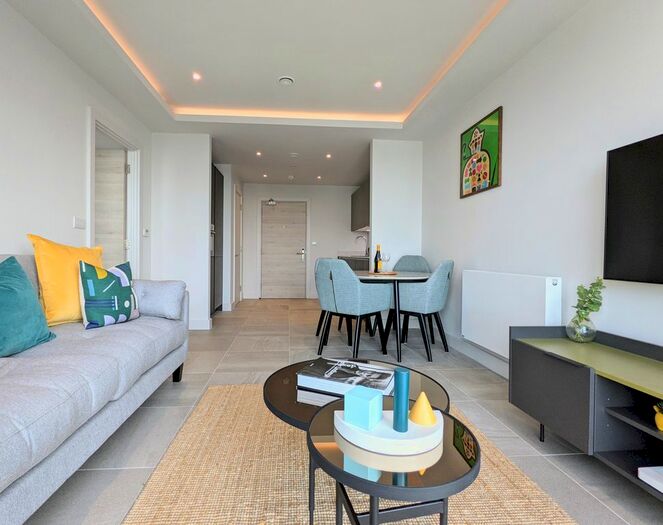 1 Bedroom Flat To Rent In Rochdale Road, Manchester, M4