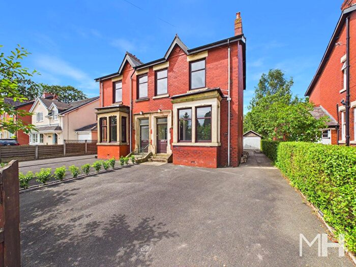 3 Bedroom Semi-Detached House For Sale In Rosedale, Station Road, New Longton, Preston, PR4