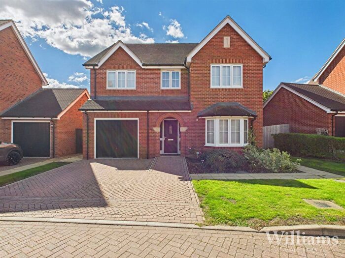 4 Bedroom Detached House For Sale In Sawdy Drive, Aston Clinton, HP22