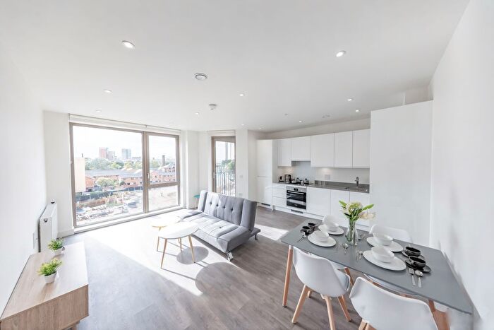 2 Bedroom Flat To Rent In Flour Miller House, Aberfeldy Village, London, E14