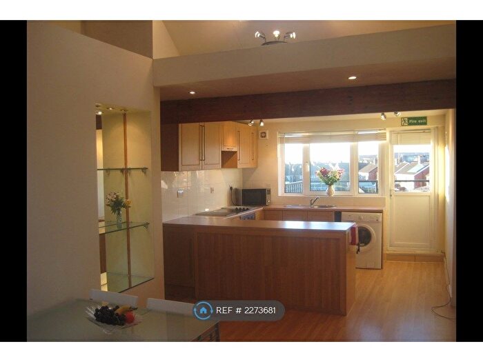 1 Bedroom Flat To Rent In Ruskin Road, Crewe, CW2