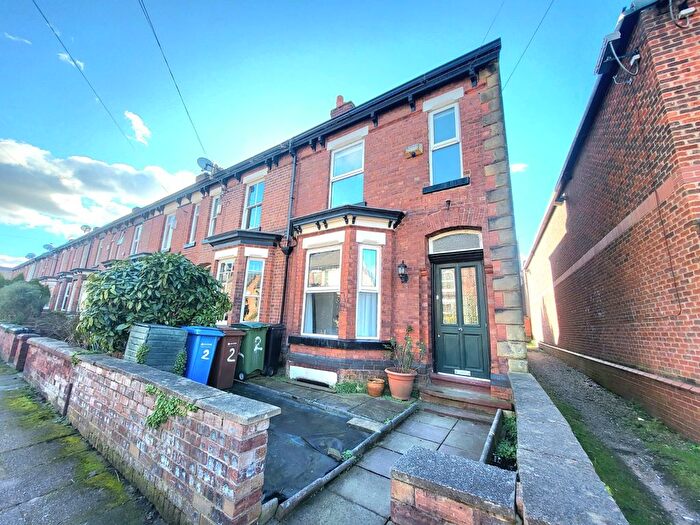 3 Bedroom End Of Terrace House To Rent In Grange Avenue, Heaton Chapel, Stockport, SK4