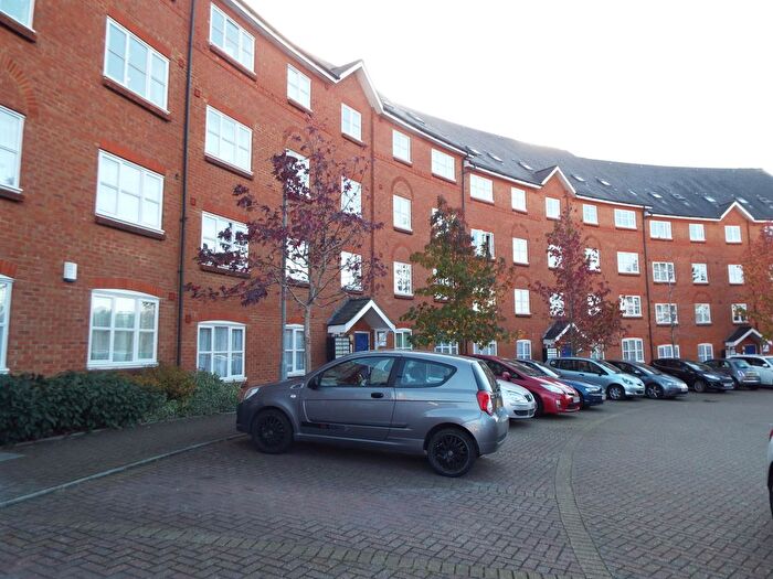 2 Bedroom Property To Rent In Crown Quay, Bedford, MK40