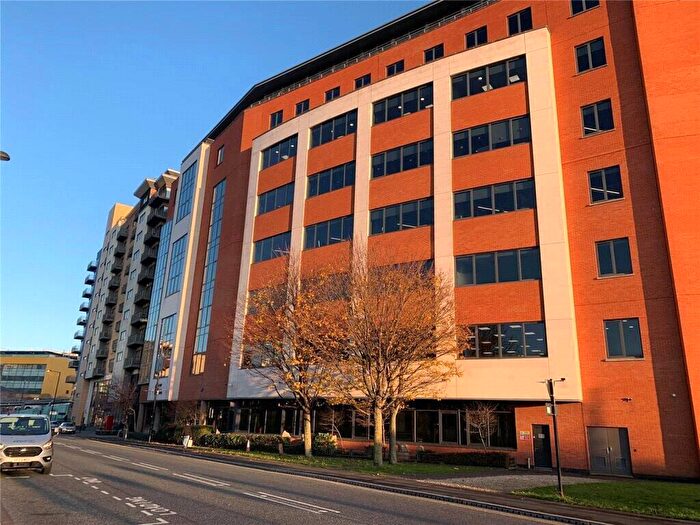 2 Bedroom Apartment For Sale In St James Gate, Scotswood Road, Newcastle Upon Tyne, NE1