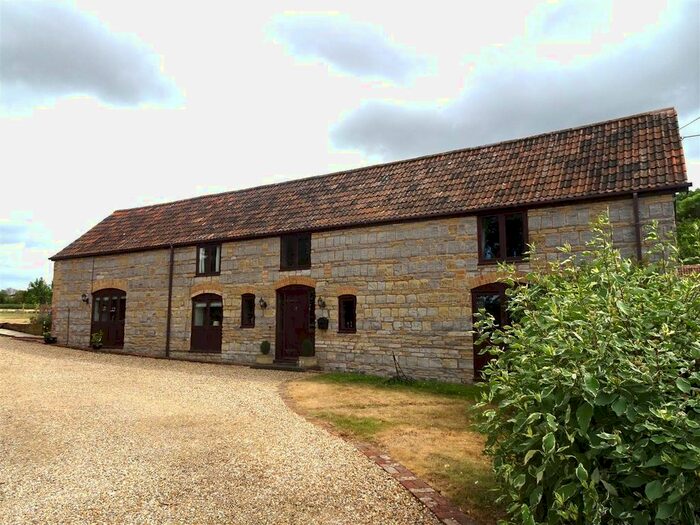 4 Bedroom Barn Conversion To Rent In Lower Henlade, Taunton, TA3