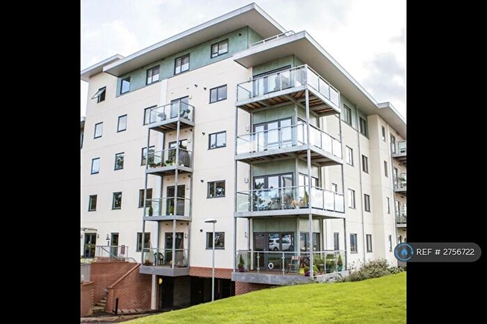 2 Bedroom Flat To Rent In Adlington House, Brentwood, CM14