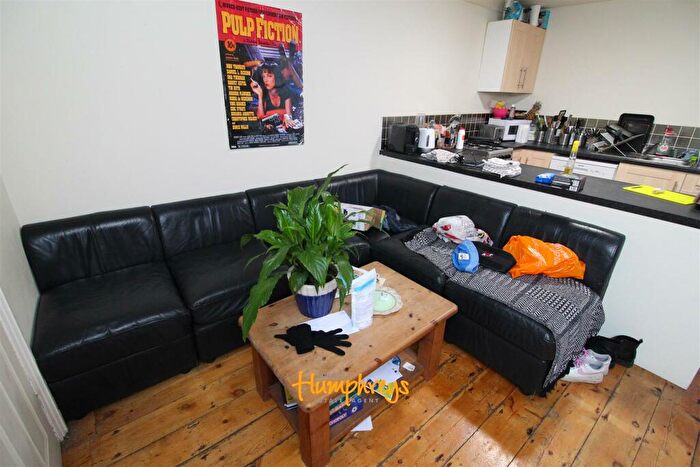 6 Bedroom House To Rent In Wilton Avenue, Southampton, SO15