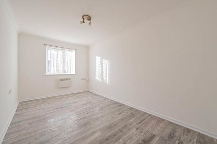2 Bedroom Flat To Rent In Outlook House, , Enfield, EN3