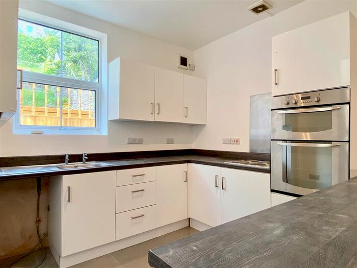 3 Bedroom Terraced House To Rent In Woodlands Terrace, Mount Pleasant, Swansea, SA1