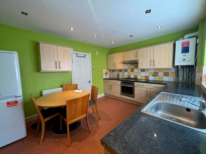 4 Bedroom Terraced House To Rent In Blackford Road, Watford, WD19