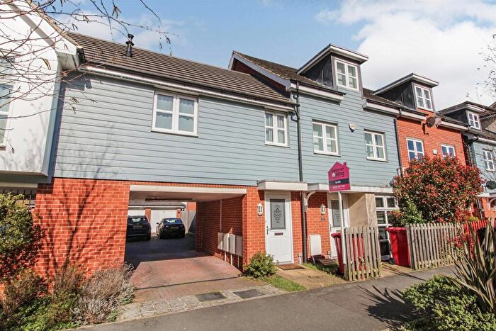 1 Bedroom Flat To Rent In Bantry Road, Cippenham, SL1