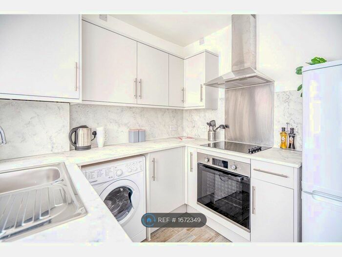 3 Bedroom Terraced House To Rent In Moravian Road, Bristol, BS15