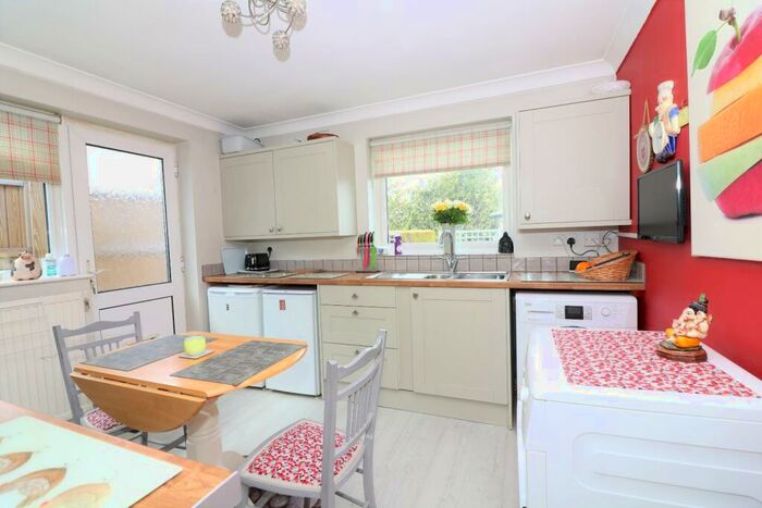 2 Bedroom Semi-Detached Bungalow For Sale In The Street, Woodnesborough, CT13
