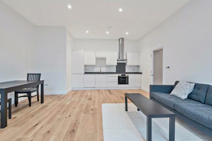 1 Bedroom Flat To Rent In Selhurst Road, London, SE25