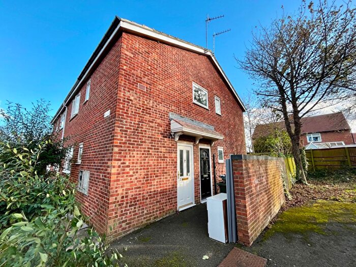 2 Bedroom Flat To Rent In Whittingham Close, Tynemouth, NE30