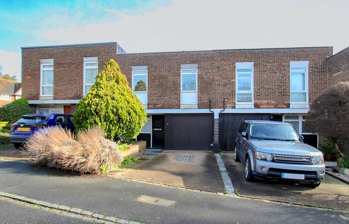 4 Bedroom Terraced House To Rent In Caroline Close, East Croydon, CR0