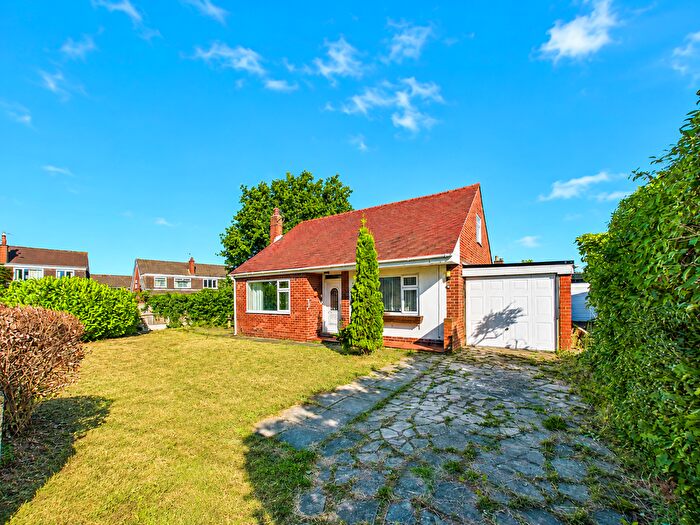 3 Bedroom Detached Bungalow For Sale In Broad Oak Lane, Penwortham, Preston, PR1