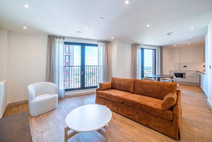 2 Bedroom Flat To Rent In The Eades, Selborne Road London, E17