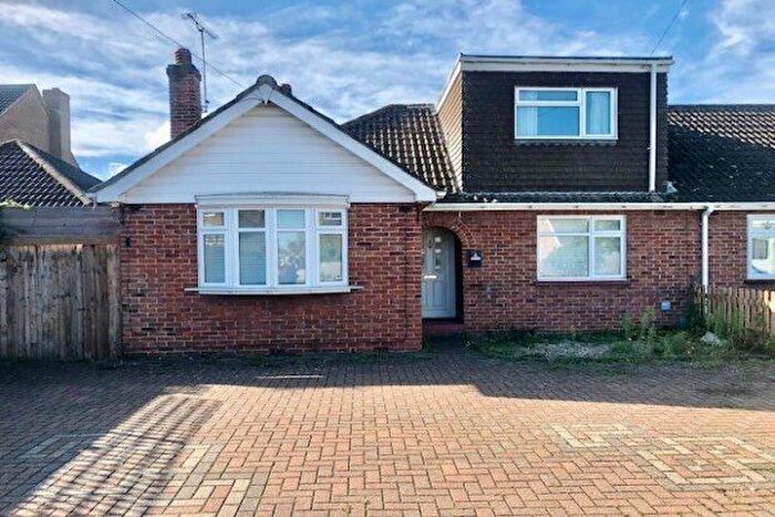 3 Bedroom Semi-Detached House To Rent In Hempstead Road, Gillingham, ME7