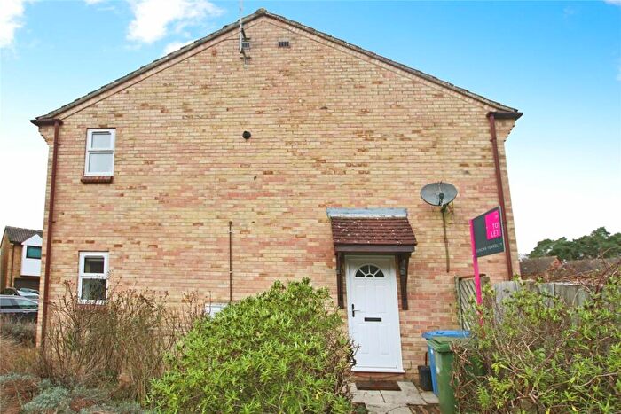 1 Bedroom End Of Terrace House To Rent In Tarnbrook Way, Bracknell, Berkshire, RG12