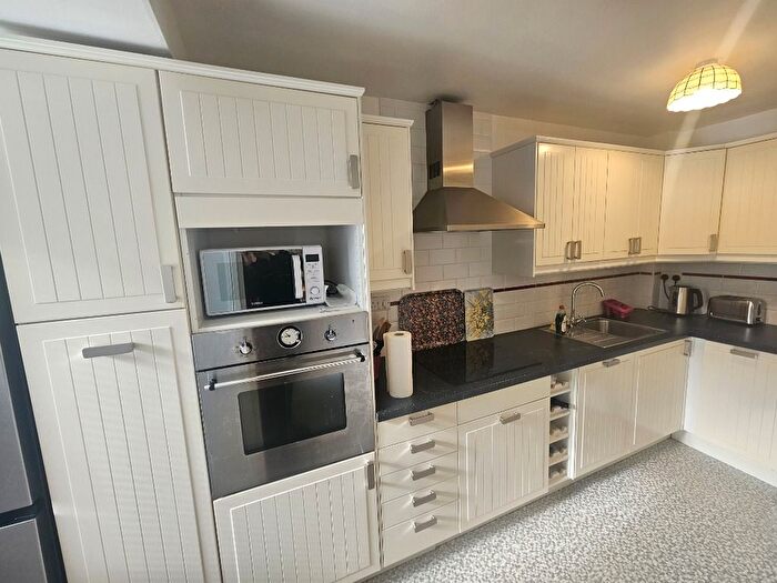 2 Bedroom Flat To Rent In Priory Wynd, North Berwick, East Lothian, EH39