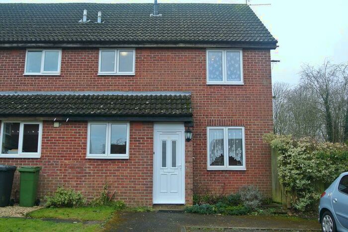 1 Bedroom Terraced House To Rent In Exeter Close, Basingstoke, RG22