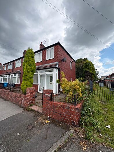 2 Bedroom Semi-Detached House To Rent In Derby Street, Oldham, OL9