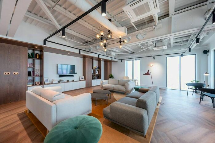 3 Bedroom Flat To Rent In George Street, Croydon, CR0