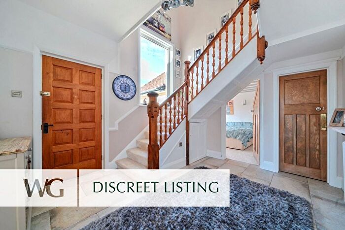 4 Bedroom Detached House For Sale In Southern Road, Exmouth, EX8