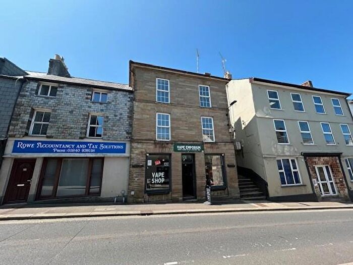 3 Bedroom House To Rent In Fore Street, Camelford, PL32