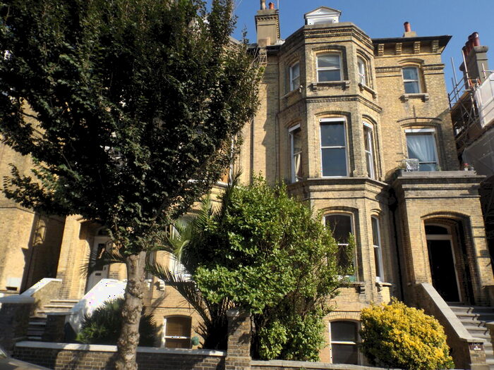 Studio To Rent In Second Avenue, BN3