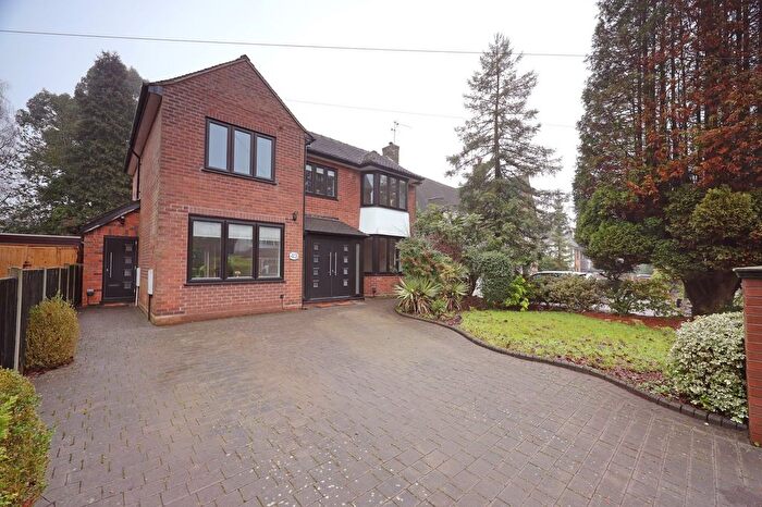 4 Bedroom Detached House For Sale In Dartmouth Avenue, Newcastle, ST5